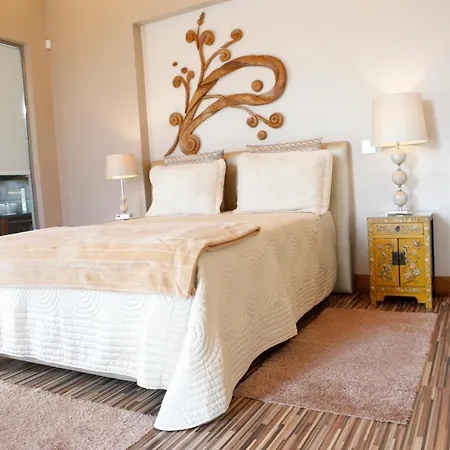 Lovelystay - Casa Conceicao בית נופש אלקובאקה